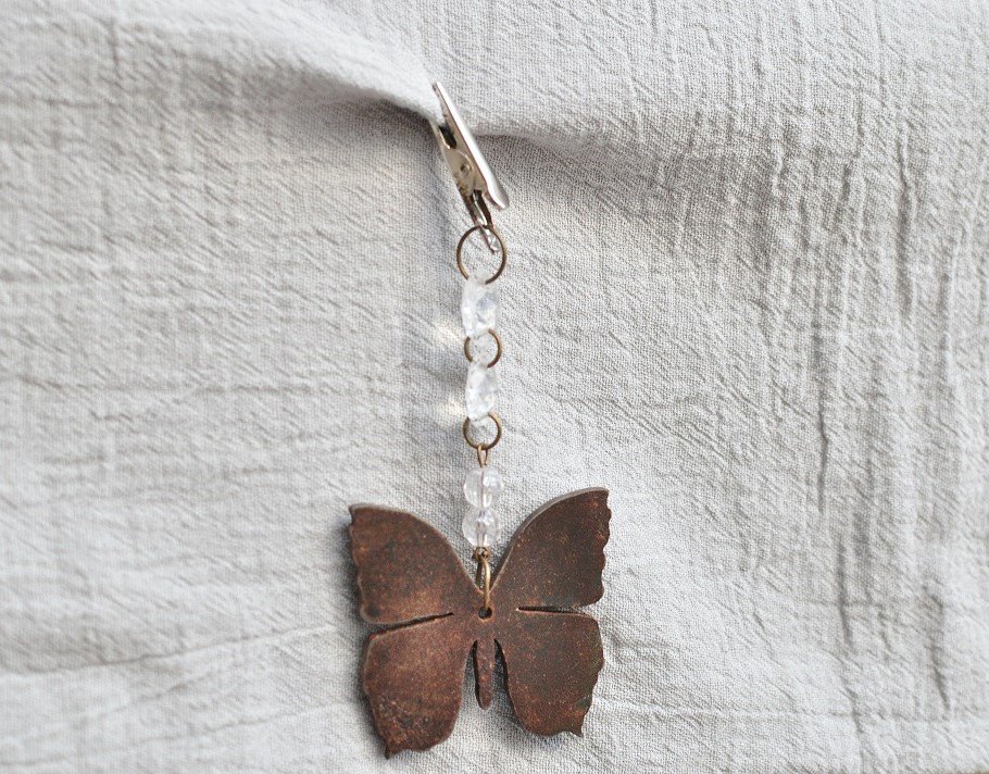 PESA MANTEL MARIPOSA