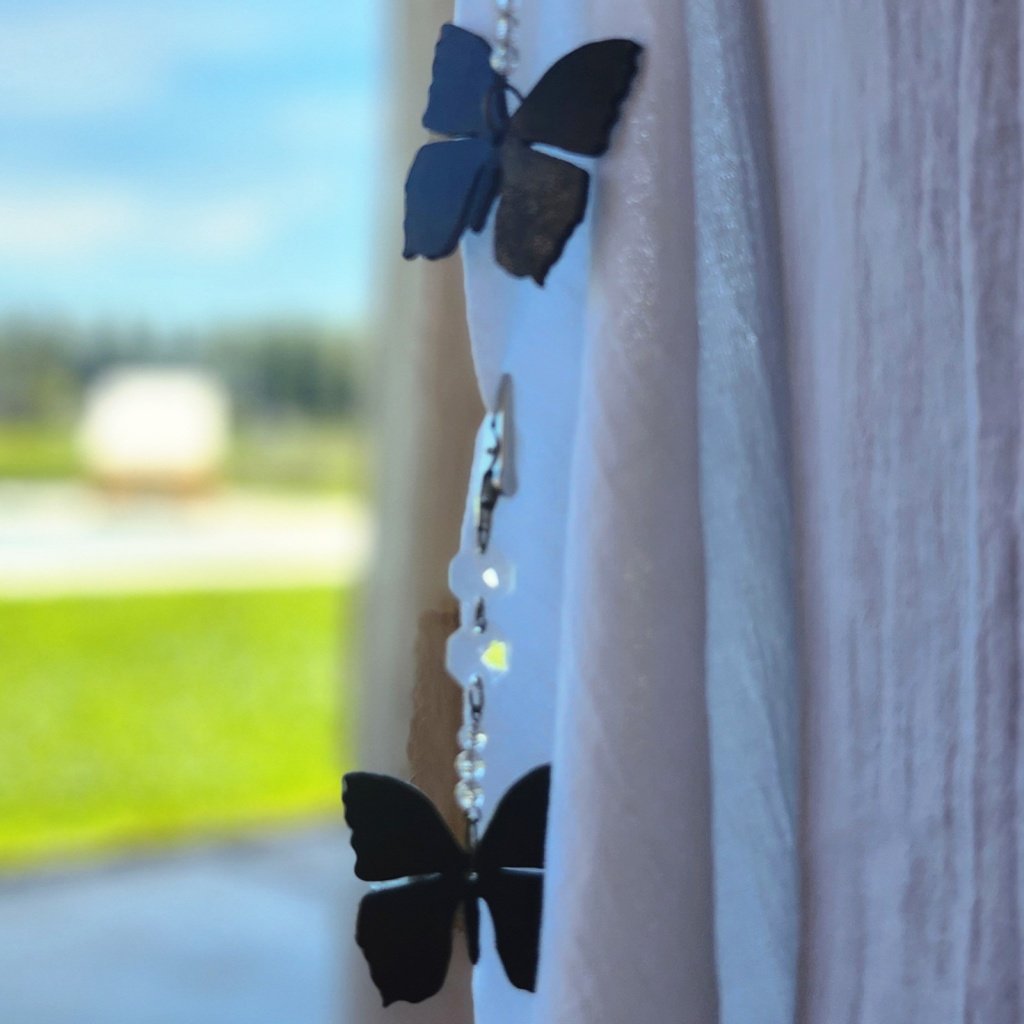 PESA MANTEL MARIPOSA